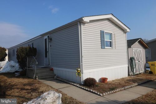 111 Sunflower Ln, MIDDLE RIVER, MD, 21220-2000 | Card Image