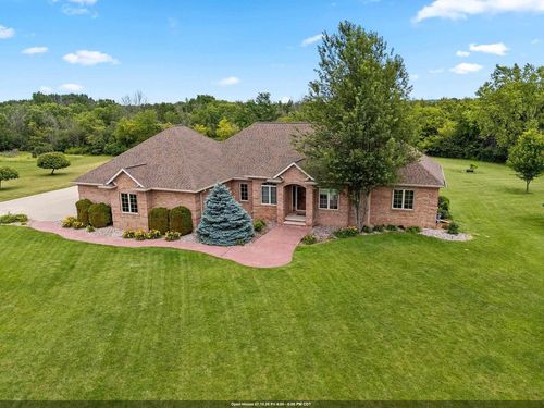 11 Corn Silk Court, WRIGHTSTOWN, WI, 54180 | Card Image
