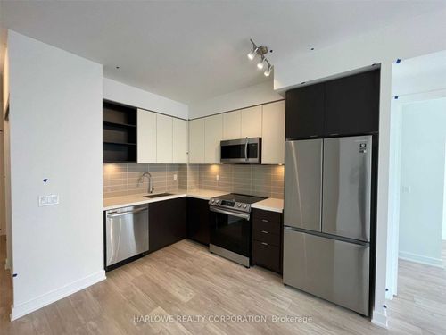 2005-4675 Metcalfe Ave, Mississauga, ON, L5M0Z8 | Card Image