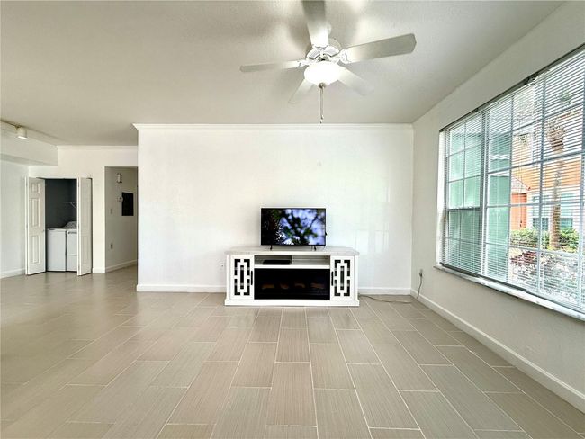 9650 - 9650 Lake Chase Island Way, Condo with 1 bedrooms, 1 bathrooms and null parking in TAMPA FL | Image 16
