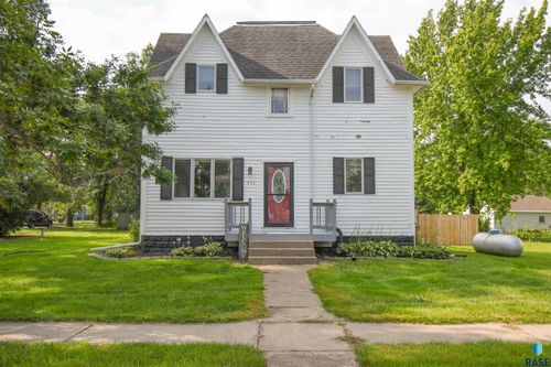 751 E 2nd St, Bridgewater, SD, 57319-2149 | Card Image