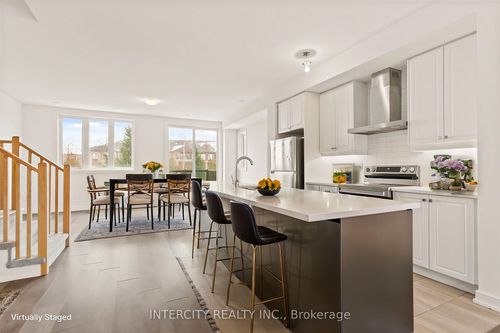 14 Blue Forest Cres, Barrie, ON, L9J0N3 | Card Image