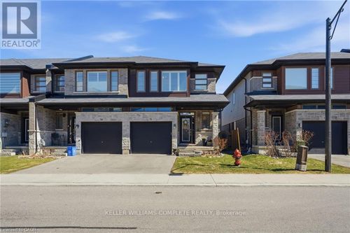 3-30 Times Square Blvd, Stoney Creek, ON, L8J0L8 | Card Image