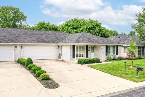 10a-101-4501 N Wheeling Ave, Muncie, IN, 47304-1218 | Card Image