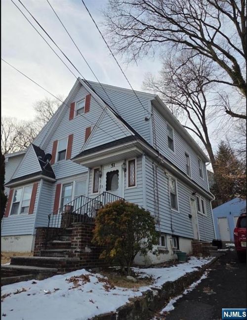 51 Rollinson St, West Orange, NJ, 07052-4625 | Card Image