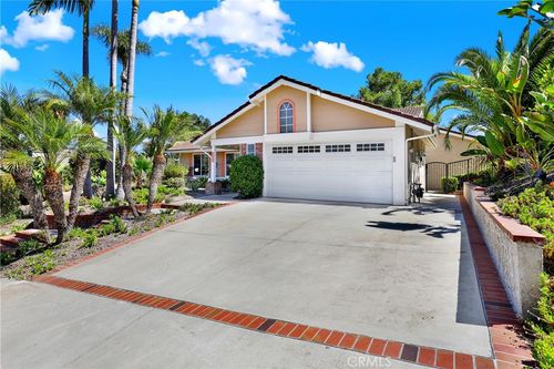 2912 Estancia, San Clemente, CA, 92673 | Card Image