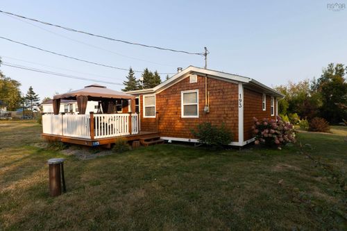 193 Jackson Point Rd, Tidnish Bridge, NS, B4H3X9 | Card Image