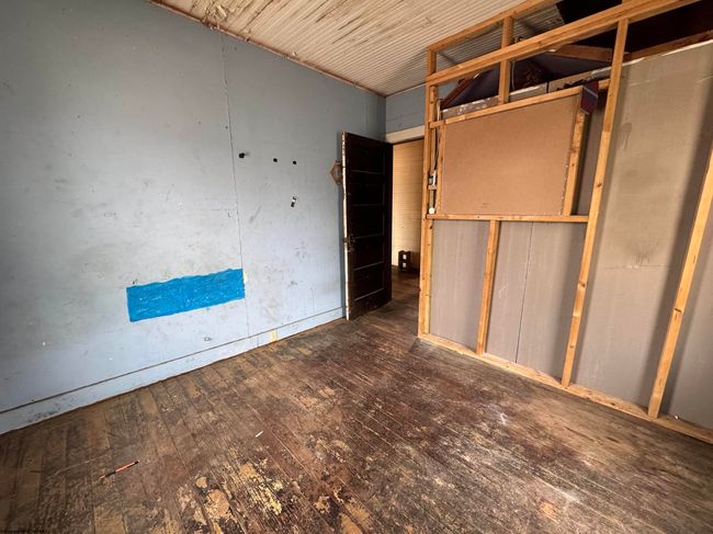 808 W 2 Nd St, House other with 5 bedrooms, 2 bathrooms and 3 parking in Weston WV | Image 13