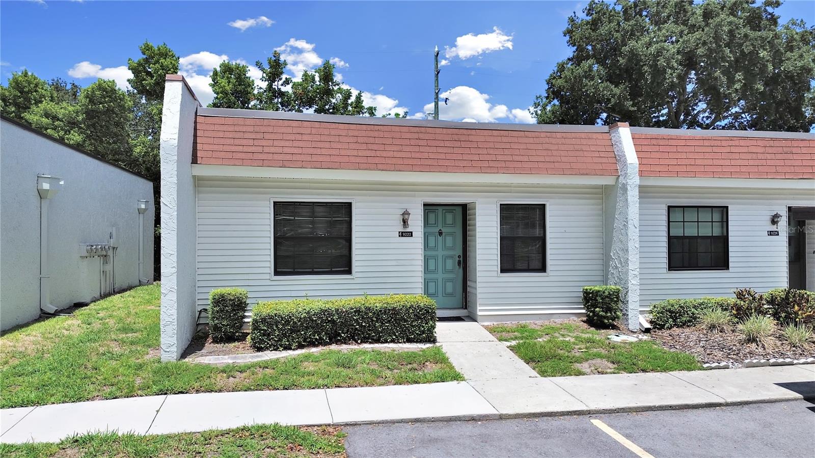 Mission Oaks Blvd, Seminole, FL 33776