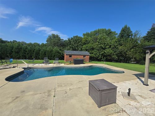 5914 Hanna Ct, Charlotte, NC, 28212-2184 | Card Image