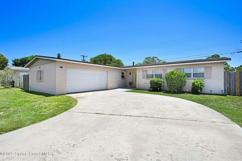1426 Floyd Dr, Rockledge, FL, 32955-2602 | Card Image
