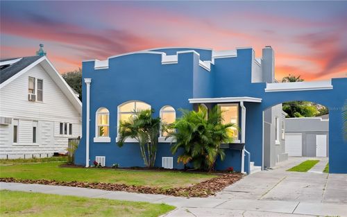 1120 17th Ave N, ST PETERSBURG, FL, 33704-4132 | Card Image