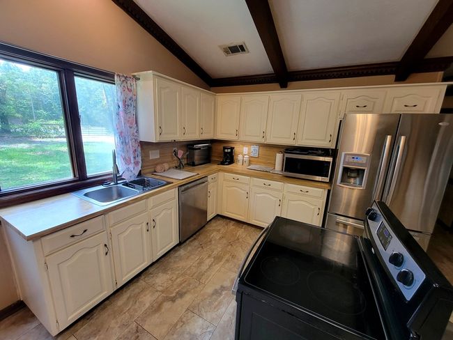 Kitchen | Image 77