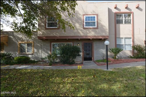 212 Paso Noble Dr, El Paso, TX, 79912-4414 | Card Image