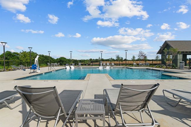 13060 Limestone St, House other with 4 bedrooms, 3 bathrooms and null parking in Providence Village TX | Image 5