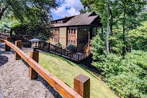 a-4-89 Springhouse Dr, Elk Park, NC, 28622 | Card Image
