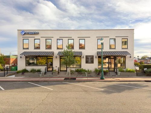 3-207-3 W King St, Dalton, GA, 30720-4279 | Card Image