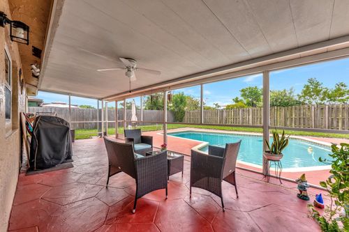 9324 Gettysburg Rd, Boca Raton, FL, 33434-5529 | Card Image