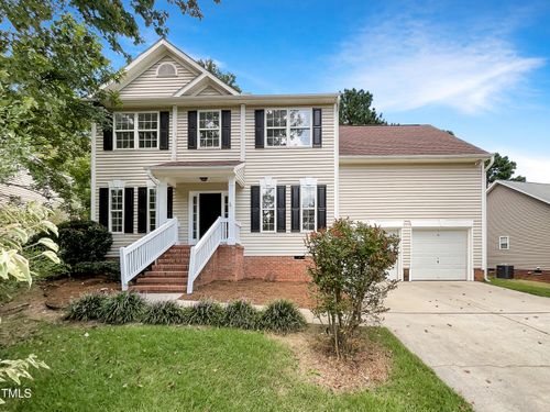 125 River Hills Dr, Clayton, NC, 27527-5719 | Card Image