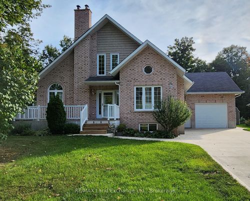 207 Birch Crescent W, Huron Kinloss, ON, N2Z2X3 | Card Image