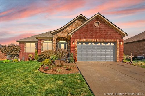 5421 Melborne Dr, Charlestown, IN, 47111-9063 | Card Image