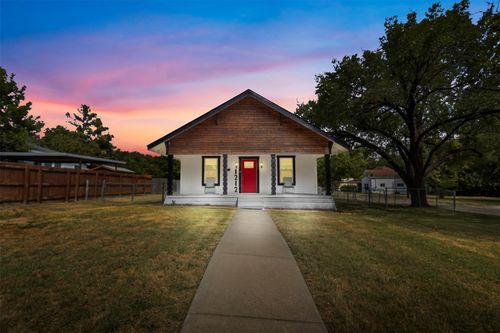 1212 Earl St, Commerce, TX, 75428-2429 | Card Image