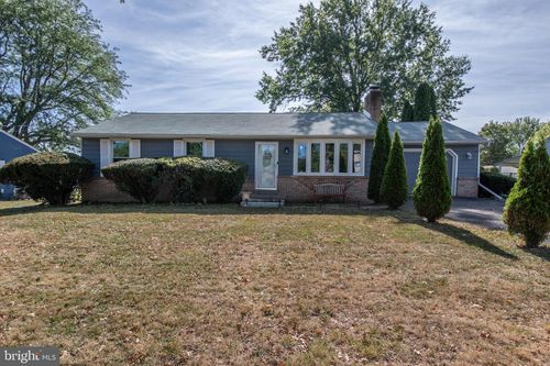 225 S Ridge Rd, PERKASIE, PA, 18944-1015 | Card Image