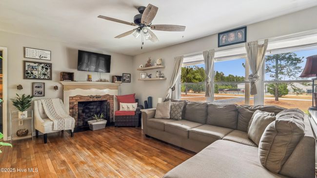 124 Pineneedle Dr, House other with 4 bedrooms, 3 bathrooms and 1 parking in West End NC | Image 6