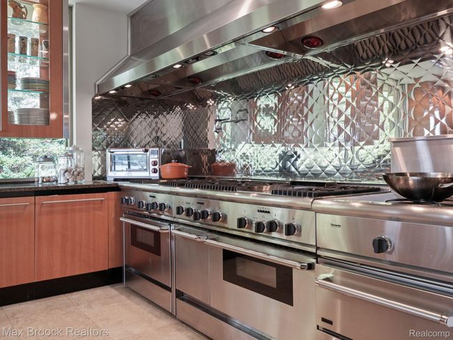 4790 Dow Ridge Rd, House other with 5 bedrooms, 7 bathrooms and null parking in Orchard Lake MI | Image 24
