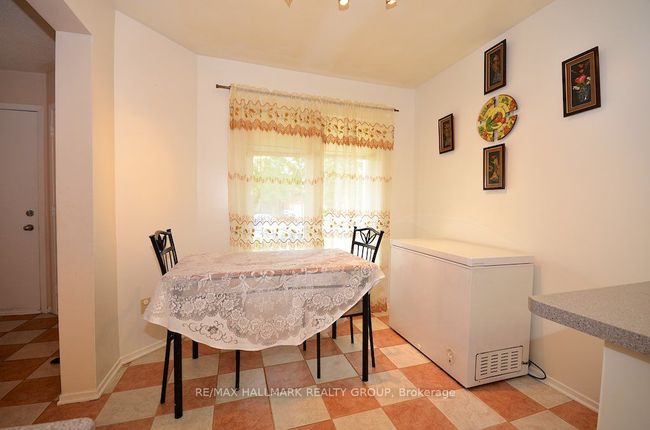 42 Saddle Cres, House other with 3 bedrooms, 4 bathrooms and 2 parking in Ottawa ON | Image 16