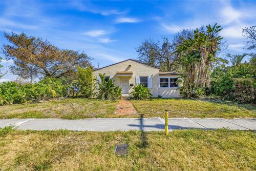 403 Columbia Drive, Tampa, FL, 33606 | Card Image