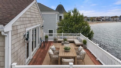 706 Sea St, Quincy, MA, 02169-2822 | Card Image