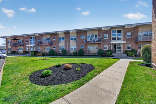 6-f1-4 Rose St, Oceanside, NY, 11572-2858 | Card Image