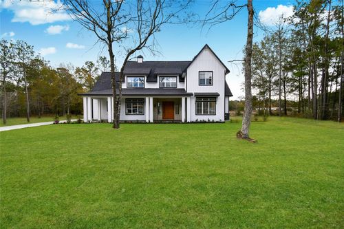 8732 Nathan Dr, Waller, TX, 77484-3952 | Card Image