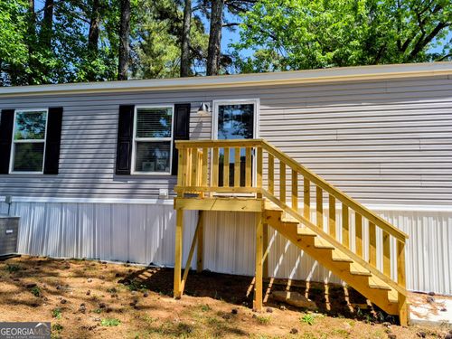 7 Club Cir, Ellenwood, GA, 30294-2612 | Card Image