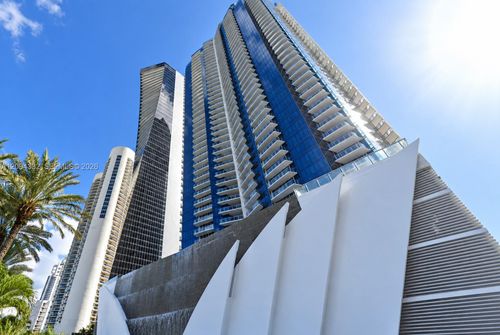 904-17121 Collins Ave, Sunny Isles Beach, FL, 33160 | Card Image