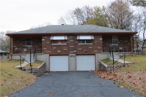 3013 74th St, Kansas City, KS, 66109-1751 | Card Image