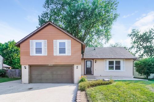 1954 Forest Lake Ct, Grove City, OH, 43123-1504 | Card Image