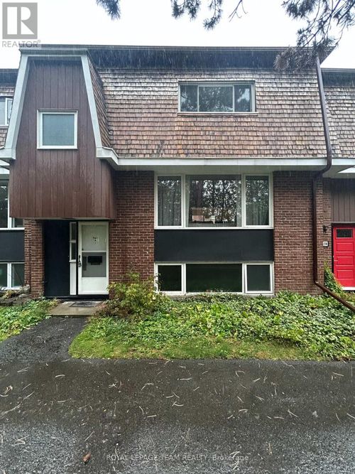 a-761 Ridgewood Ave, Ottawa, ON, K1V6M8 | Card Image