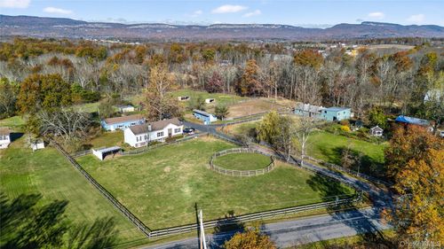 99 Dusinberre Rd, Gardiner, NY, 12525-5306 | Card Image