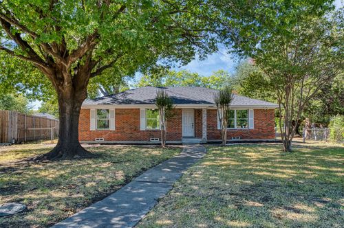 1522 Gillette Circle, Dallas, TX, 75217 | Card Image