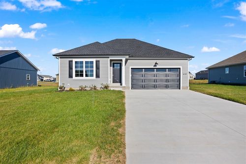 610 Victoria Way, Franklin, KY, 42134-1565 | Card Image