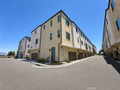 113-5491 Seacliff Pl, San Diego, CA, 92154-6697 | Card Image