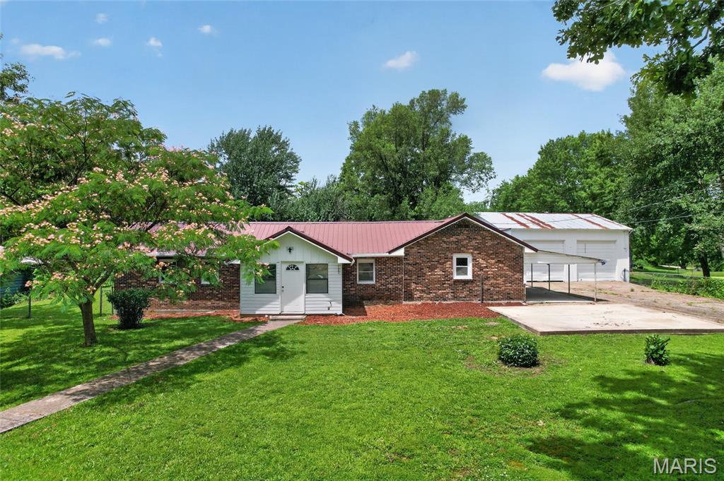 Residential in Dixon