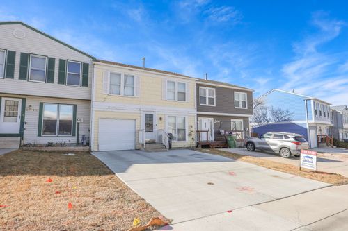 2014 Arthur Ave, Rock Springs, WY, 82901-4451 | Card Image