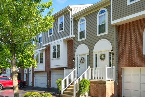 412 Glendale Ct, Monroeville, PA, 15146-1812 | Card Image