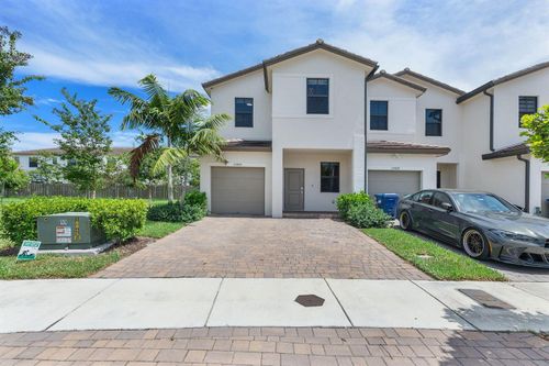 23425 Sw 129th Ave, Homestead, FL, 33032-9219 | Card Image