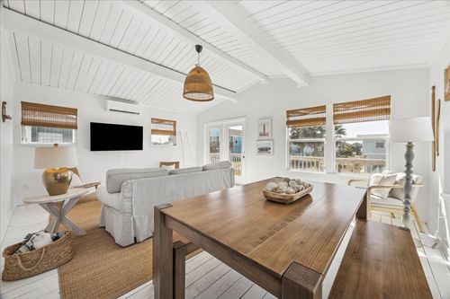 4119 Liberty Dr, Galveston, TX, 77554 | Card Image