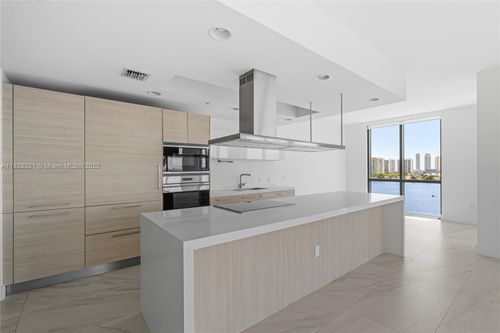 unit-1210-17111 Biscayne Blvd, Aventura, FL, 33160-5177 | Card Image