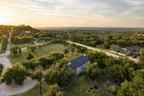 1816 Spring Valley Dr, Dripping Springs, TX, 78620-4095 | Card Image